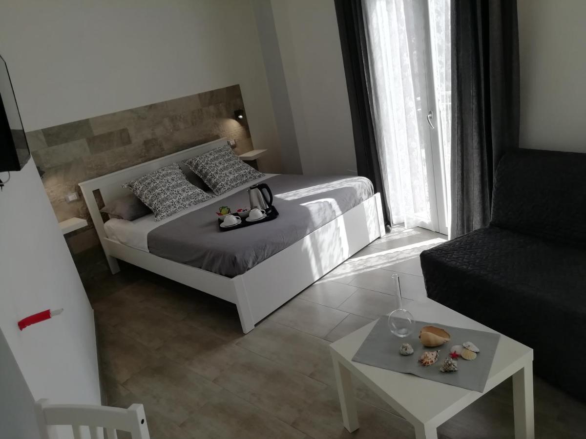 Bed and Breakfast Dove Sorge Il Sole Кустоначи Экстерьер фото