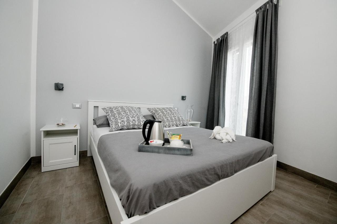 Bed and Breakfast Dove Sorge Il Sole Кустоначи Экстерьер фото