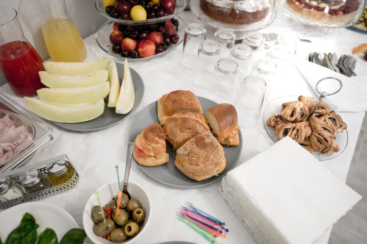 Bed and Breakfast Dove Sorge Il Sole Кустоначи Экстерьер фото